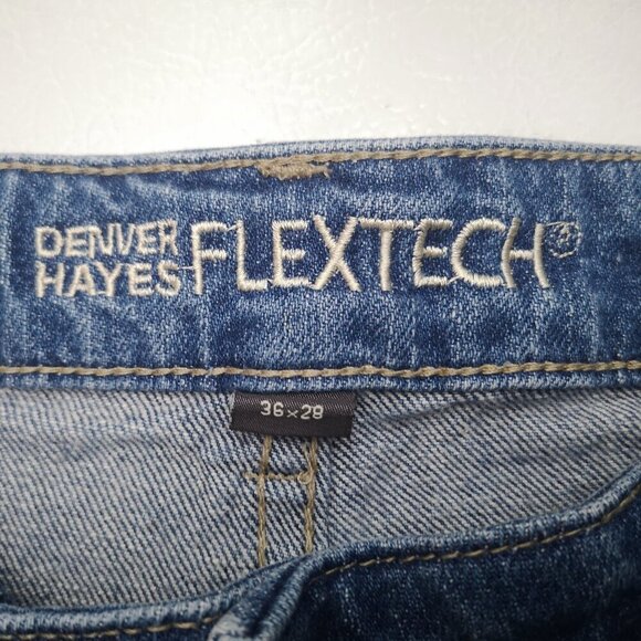 Denver Hayes Flextech Men's Size 36/28 Medium Wash Relaxed Fit Tapered Leg Jeans - Picture 3 of 12